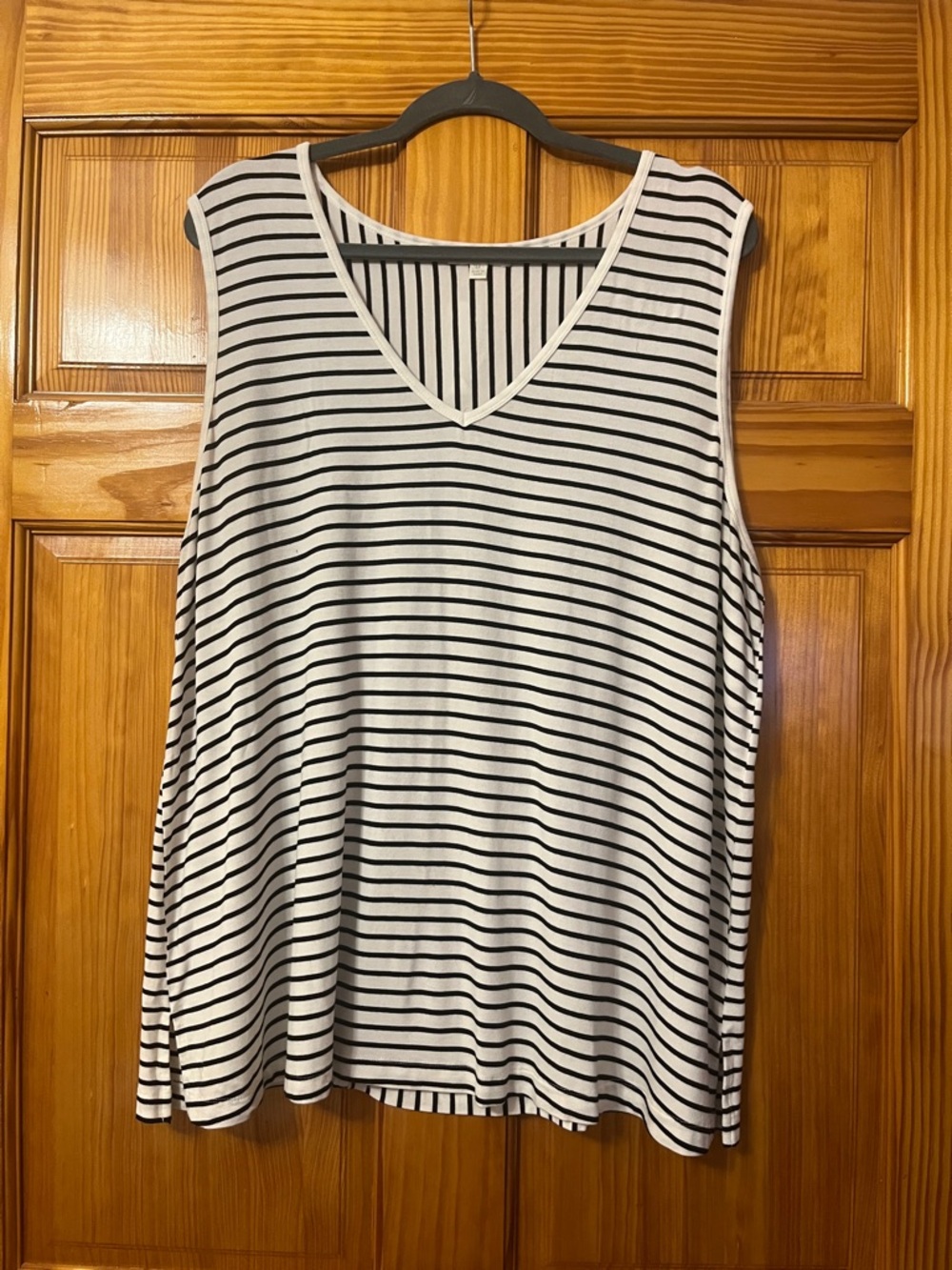 nine britton White & Black Striped V-Neck Tank